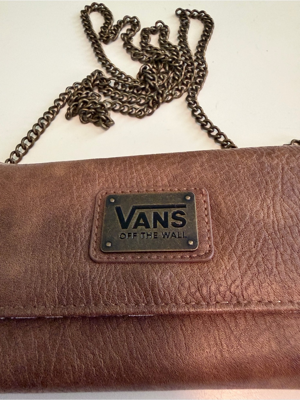 NWOT Vans Brown Leather Crossbody Clutch with Chain Strap - Picture 2 of 6